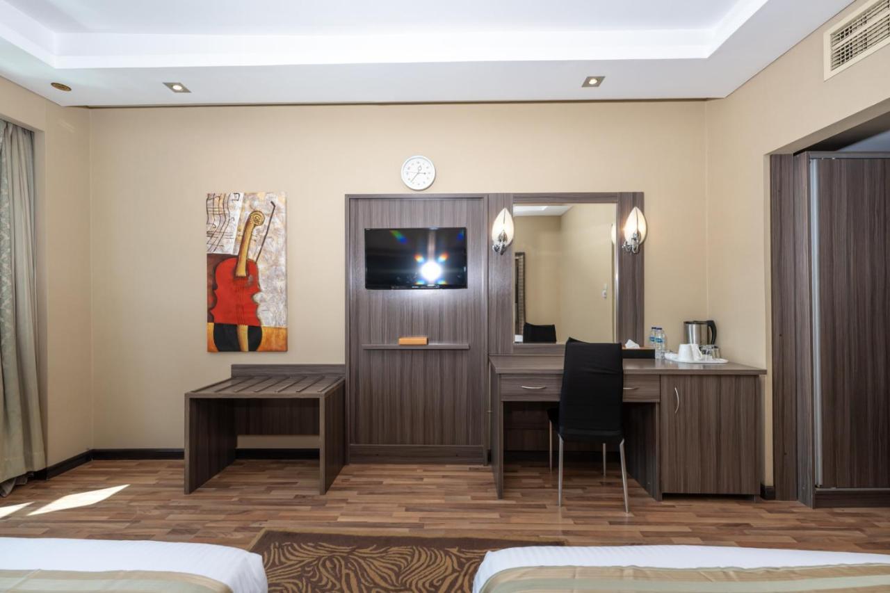 Pearl Swiss Hotel Dubai Exterior foto