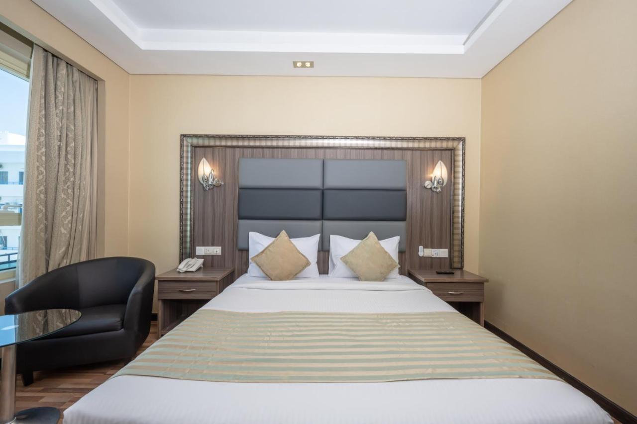 Pearl Swiss Hotel Dubai Exterior foto